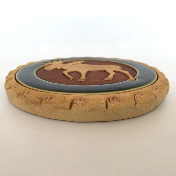 Moose Stoneware Bread Warmer Food Tile w/Basket Hot or Cold Trivet Handcrafted - Picture 4 of 12